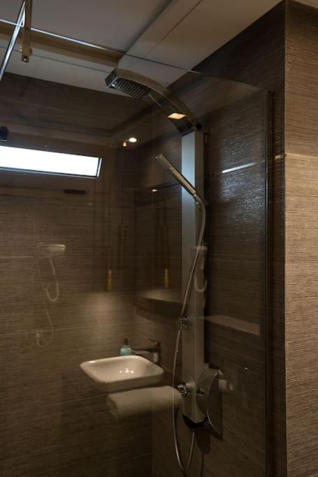 #56 Maarif Racine Urban Massira Near Twin Center Apartment