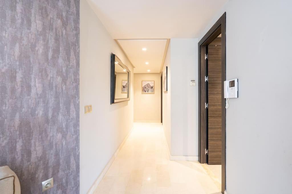 #56 Maarif Racine Urban Massira Near Twin Center Apartment *